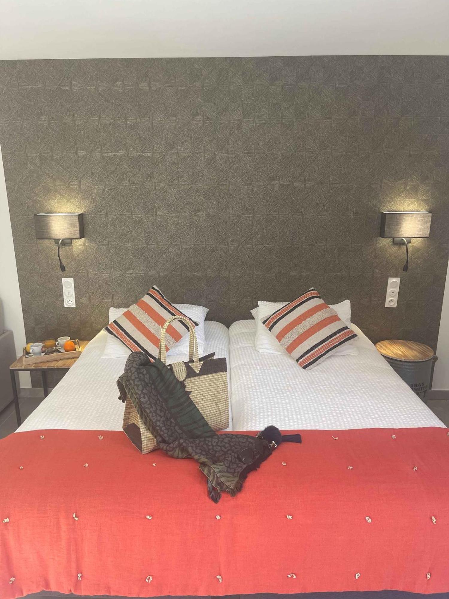 Hotel Les Loges Du Luberon 3*