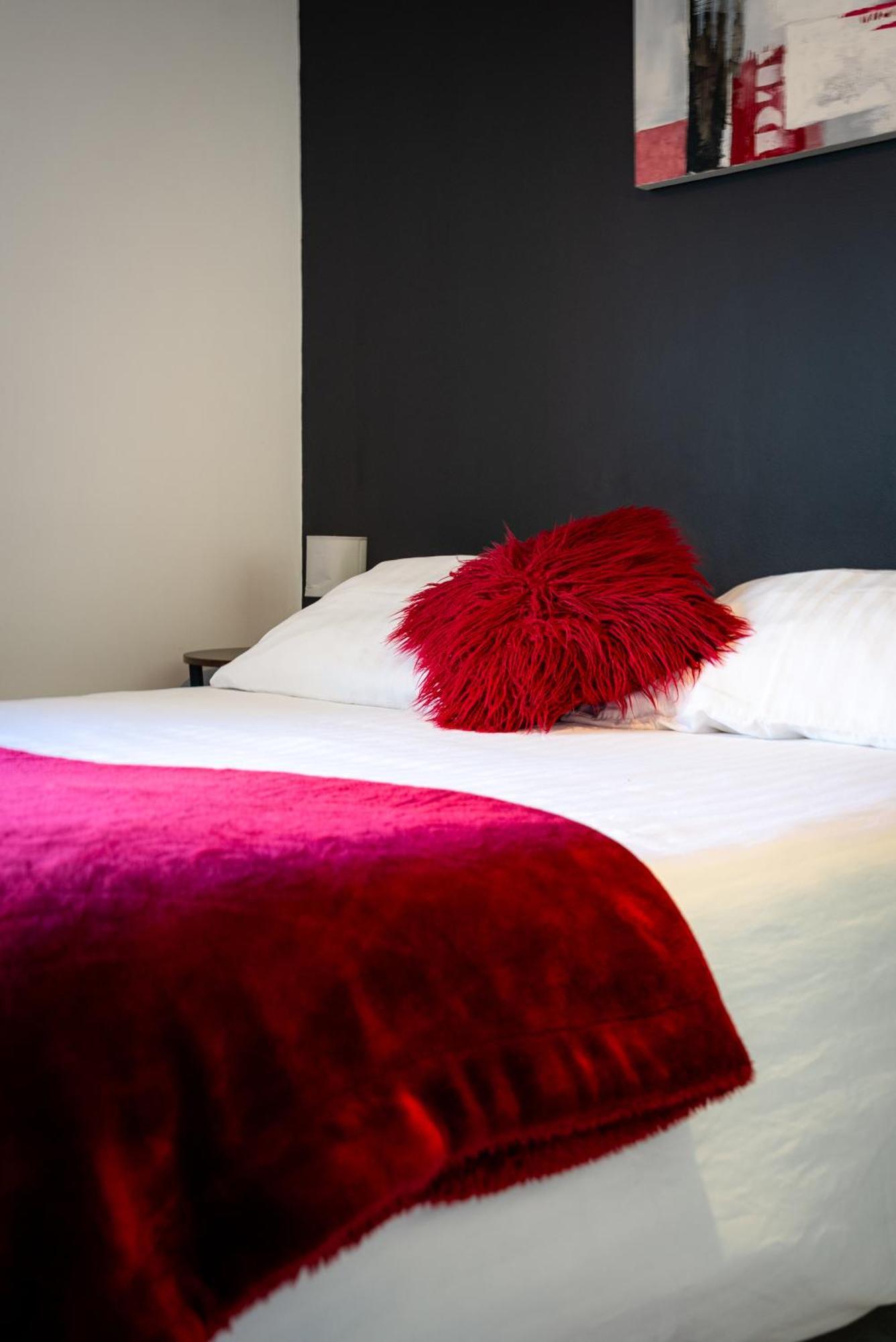 Les Loges Du Luberon Hotel 3*